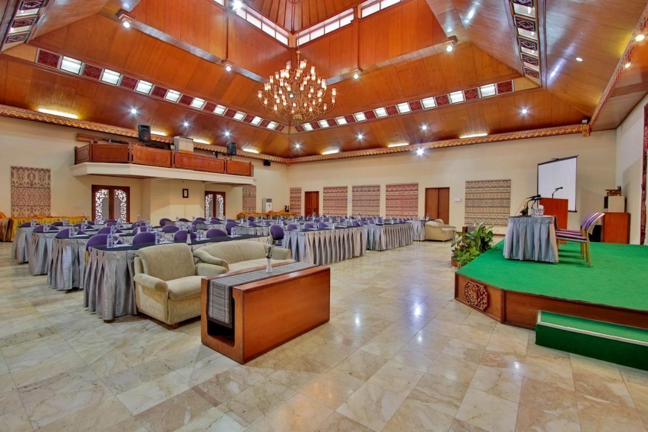 The Jayakarta Bali Beach Resort Legian Exterior foto